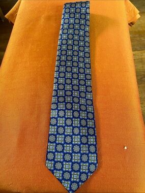 Navy Blue Geometric Medallion Men's Tie